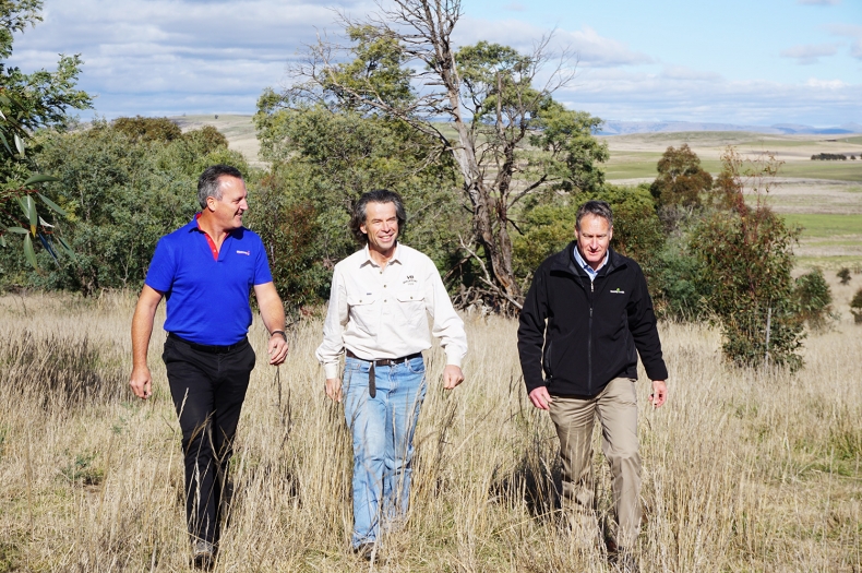 Phil Bishop, Officeworks Head of Merchandise, Marketing & Supply Chain and Sebastian Burgess, GA Director of Conservation with Julian von Bibra, one of the landholders who will benefit from initiative