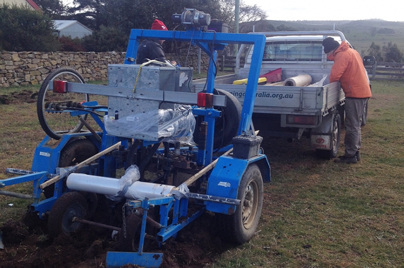 Direct seeding machine